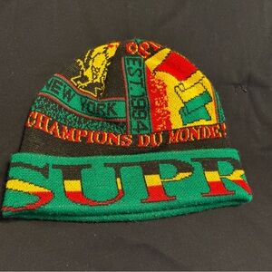 SUPREME BEANIE